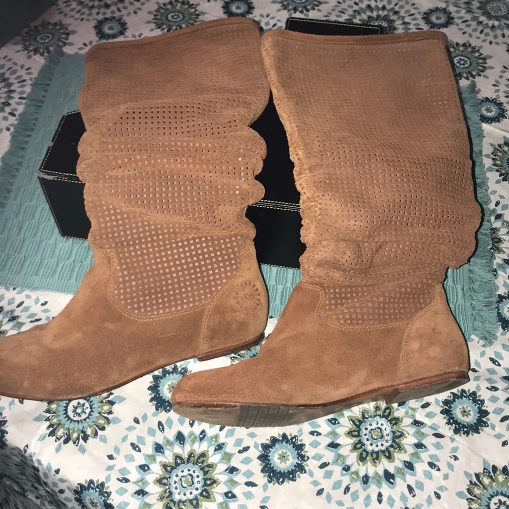 Ugg boots size 8